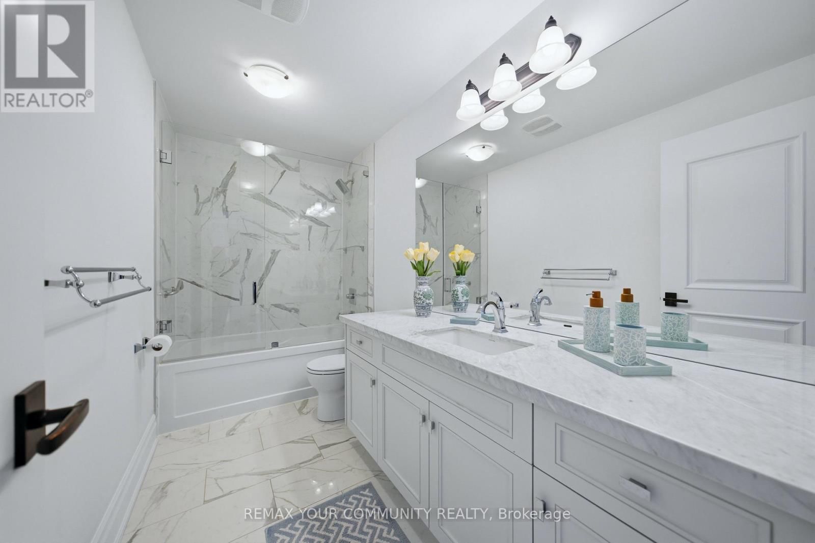 116 FRONTENAC AVENUE Image 37