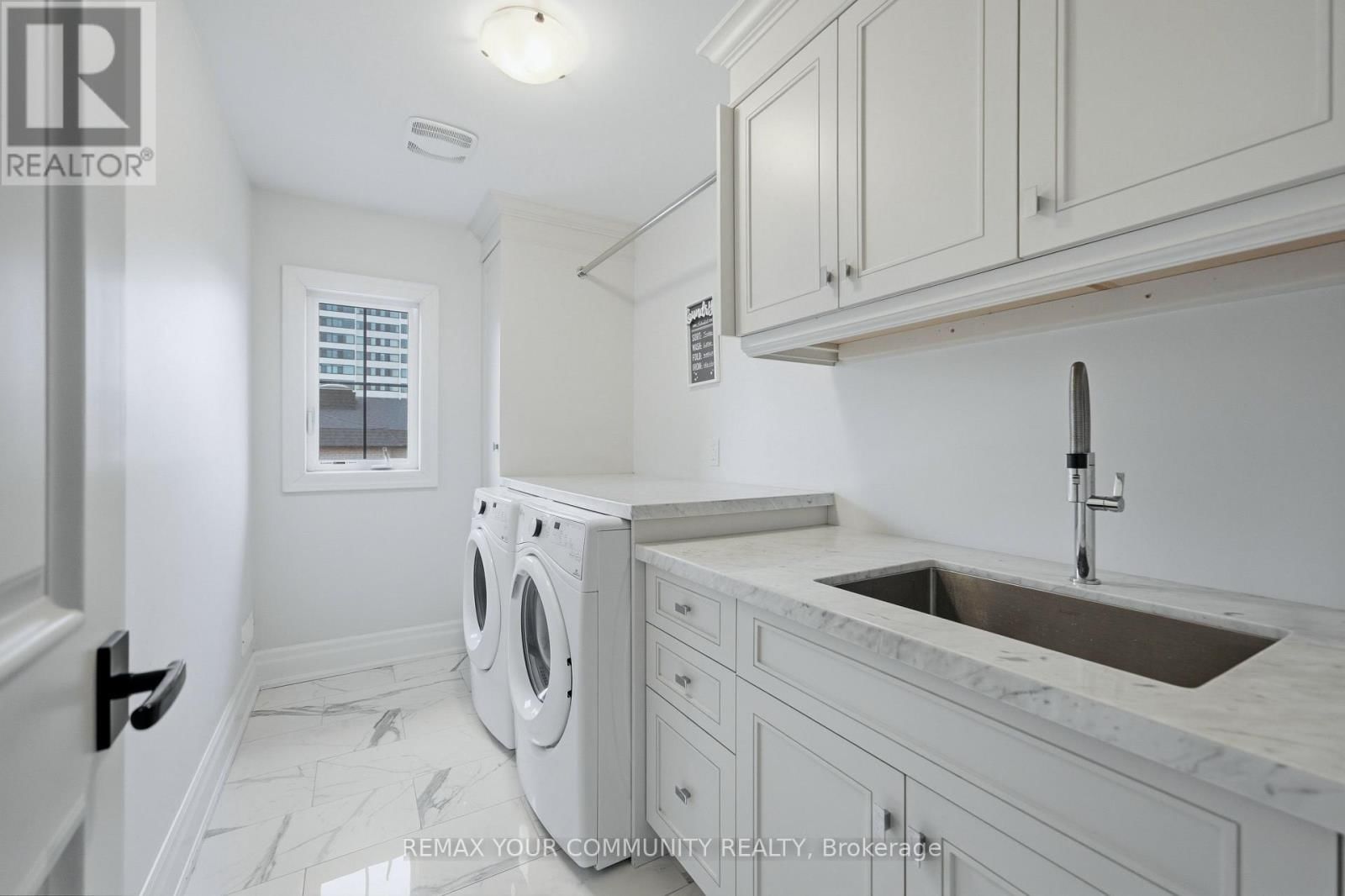 116 FRONTENAC AVENUE Image 38