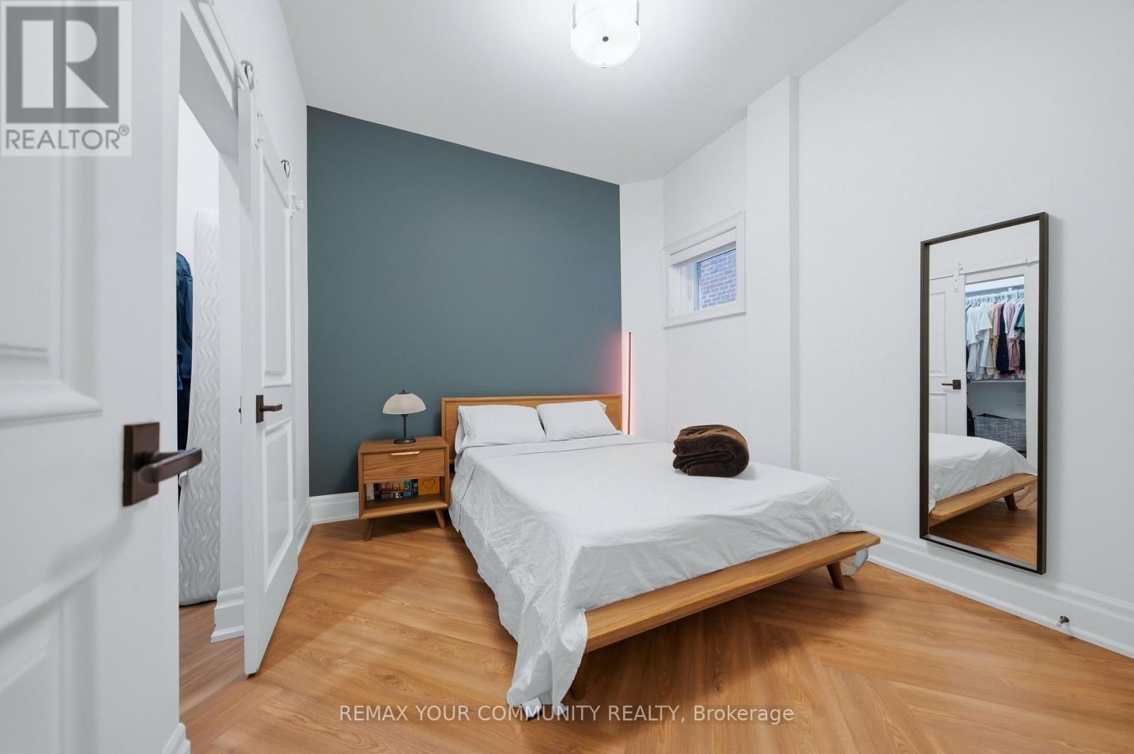 116 FRONTENAC AVENUE Image 43