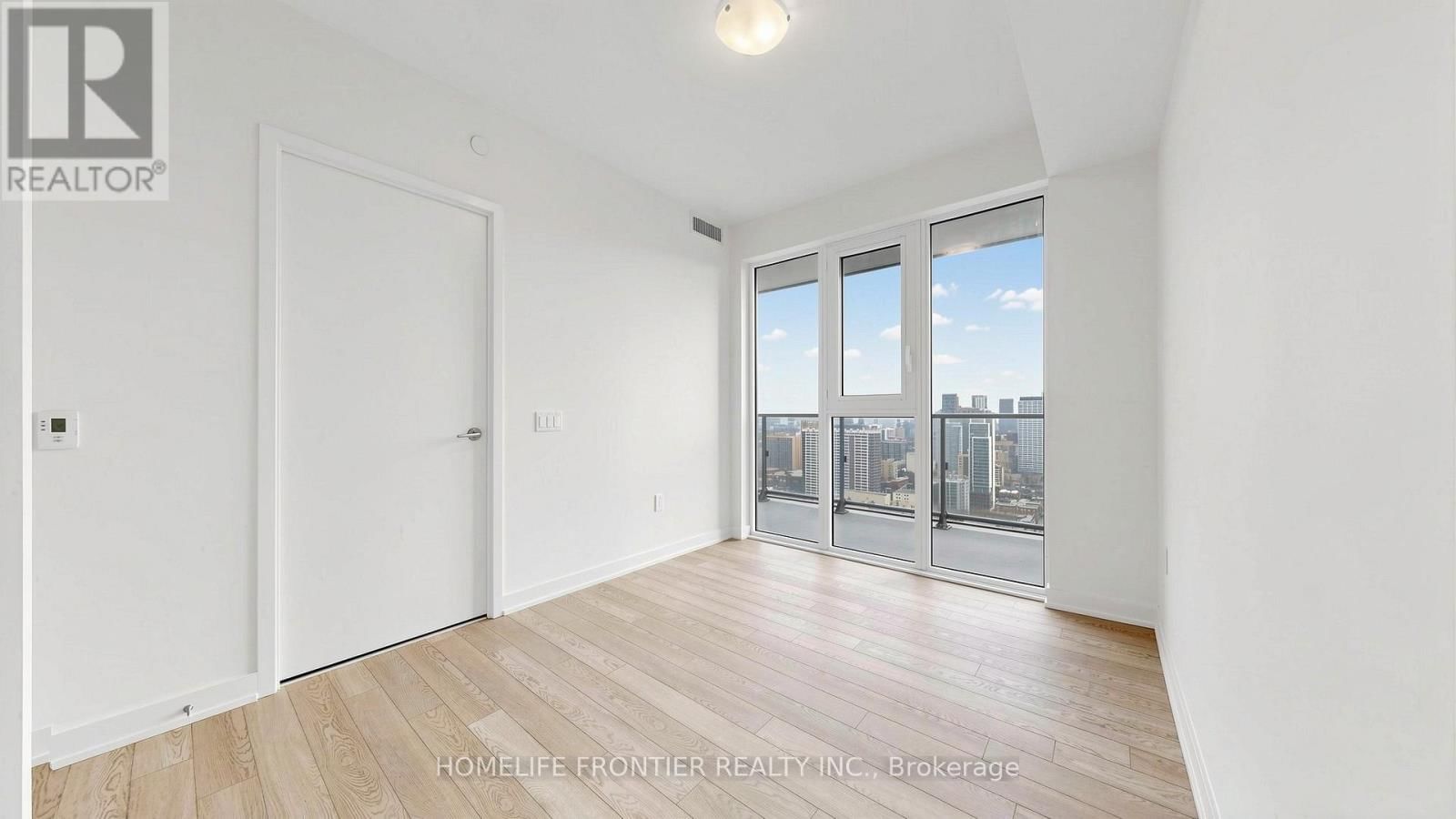 2909 - 634 CHURCH STREET Image 11