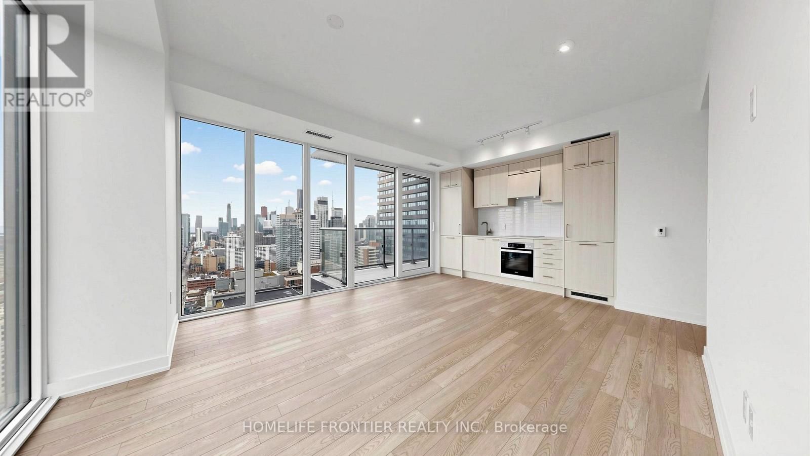 2909 - 634 CHURCH STREET Image 2