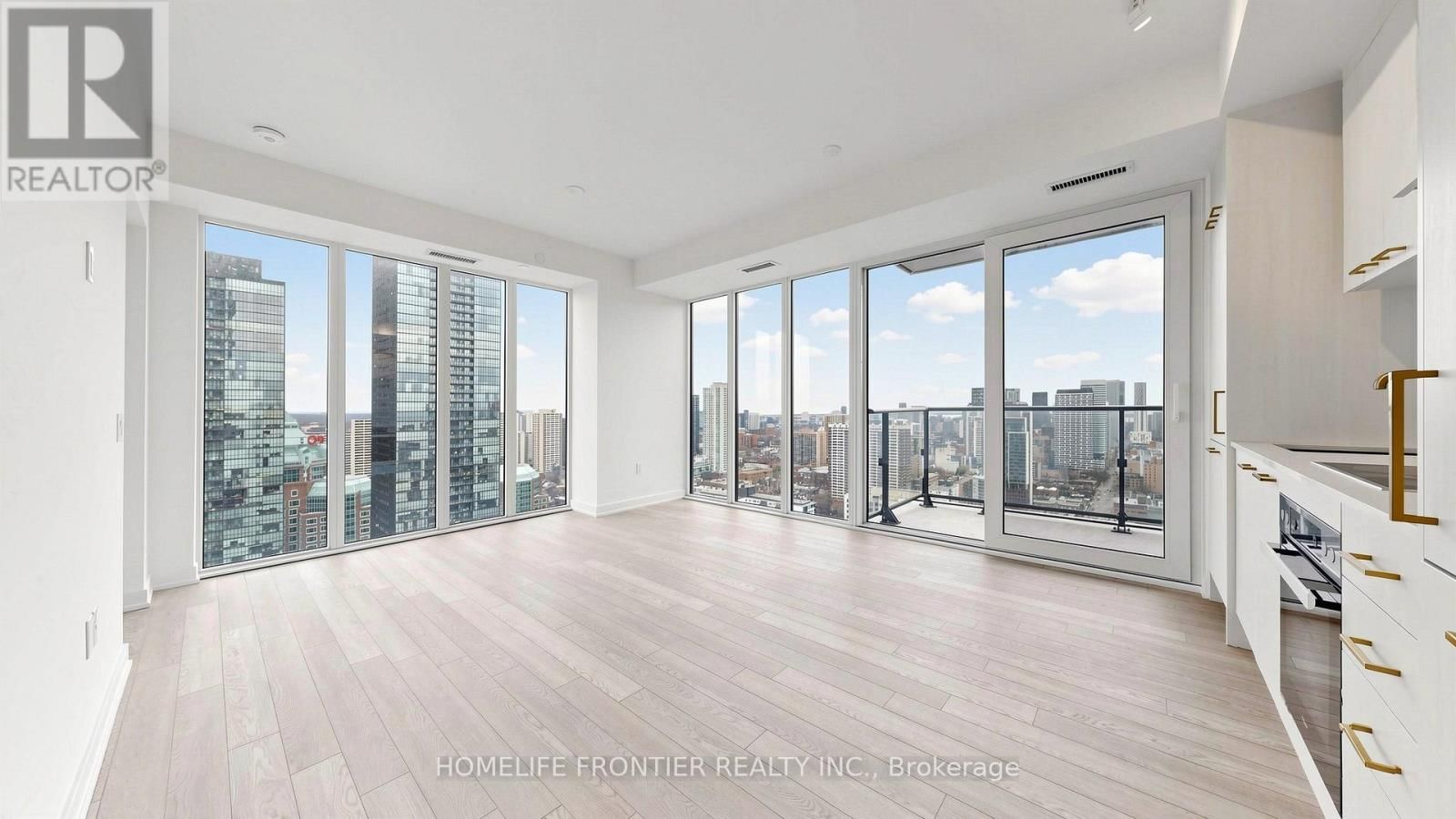 2909 - 634 CHURCH STREET Image 3