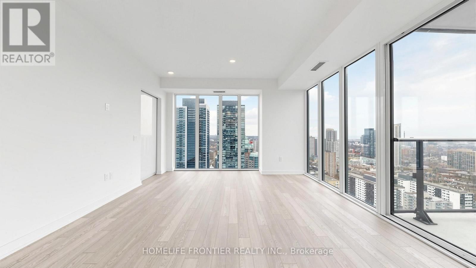 2909 - 634 CHURCH STREET Image 4