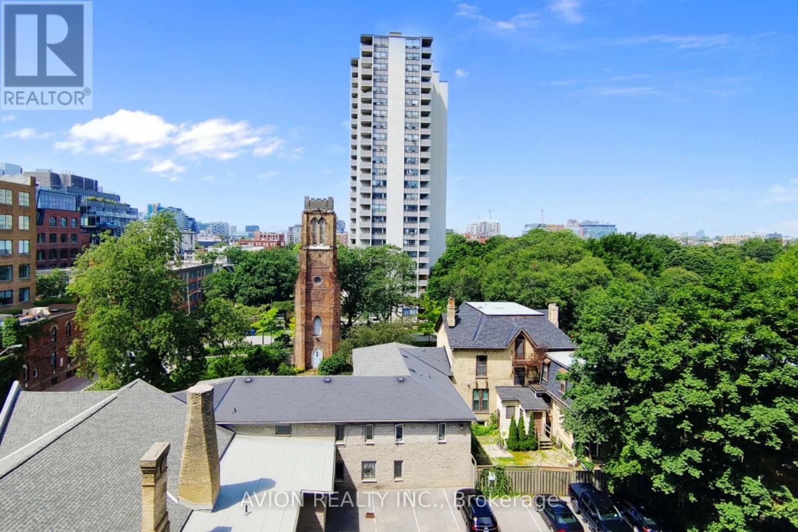 716 - 50 MCCAUL STREET Image 19