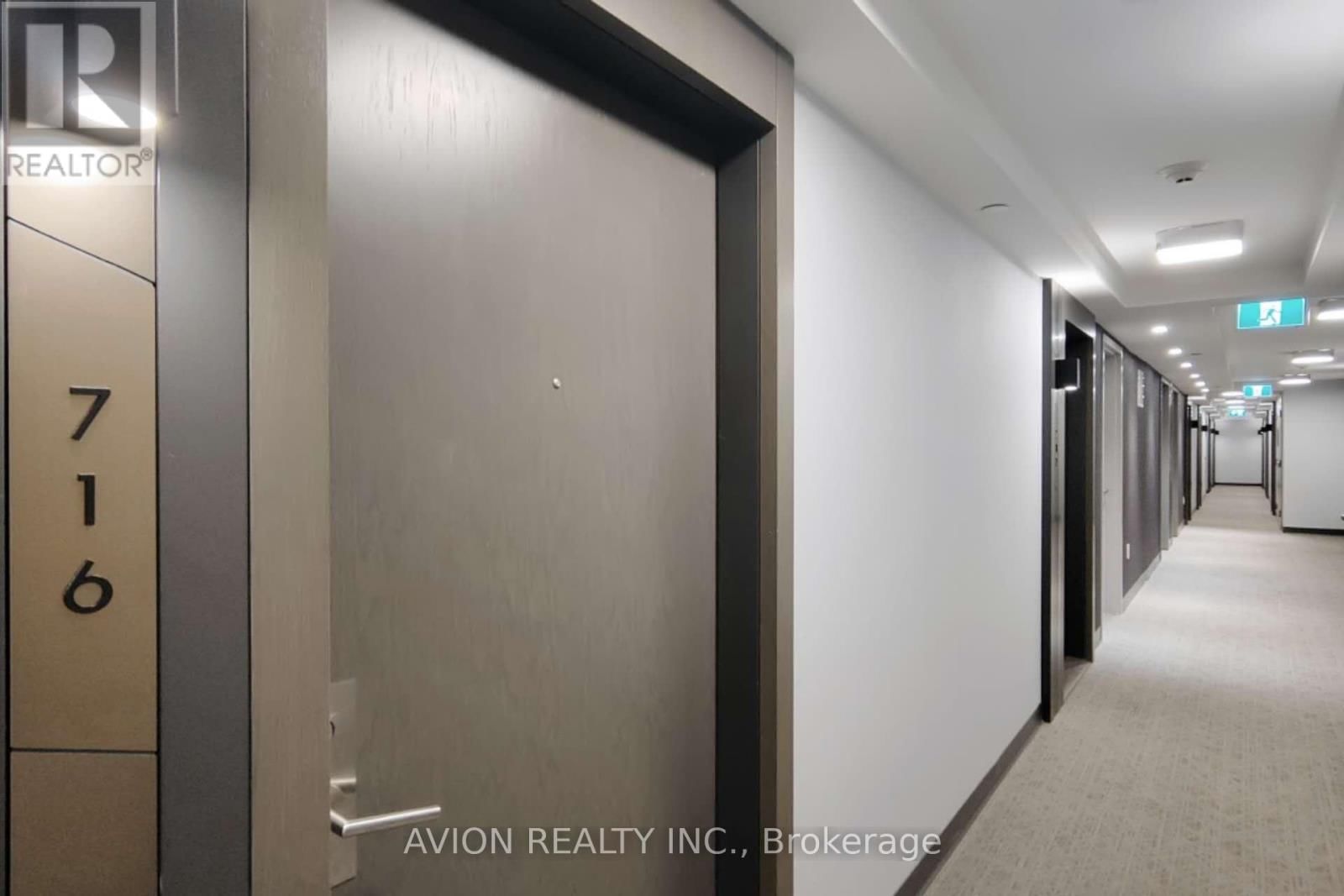 716 - 50 MCCAUL STREET Image 3