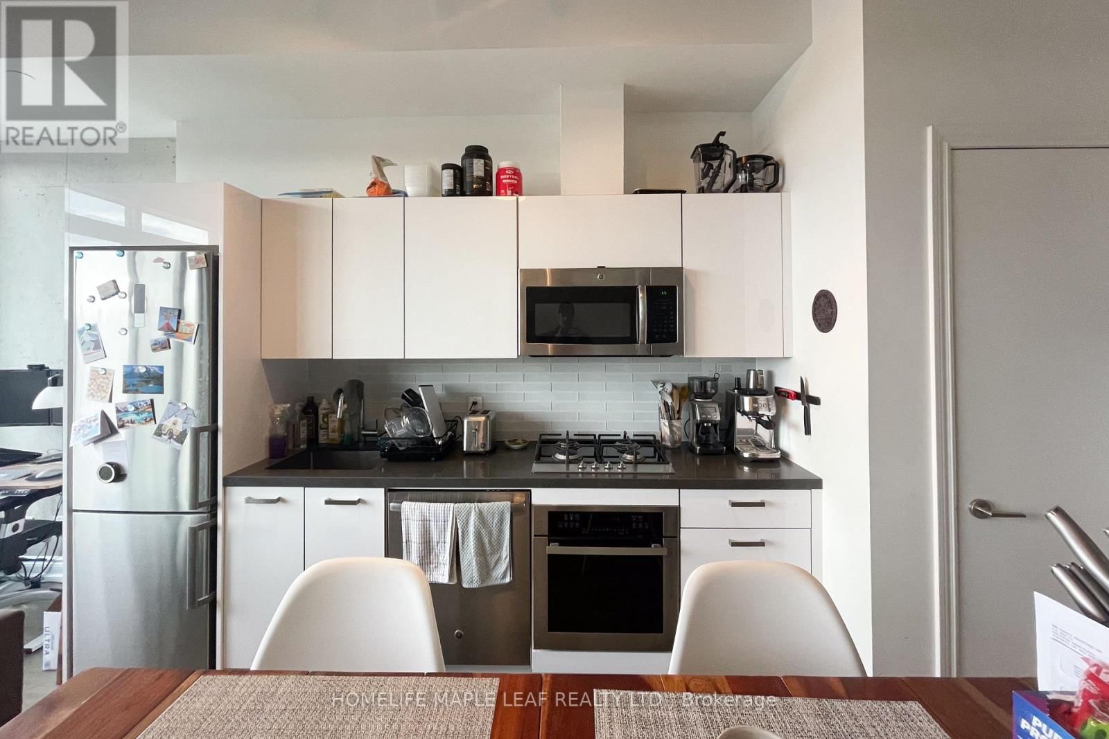 1019 - 608 RICHMOND STREET WEST Image 4