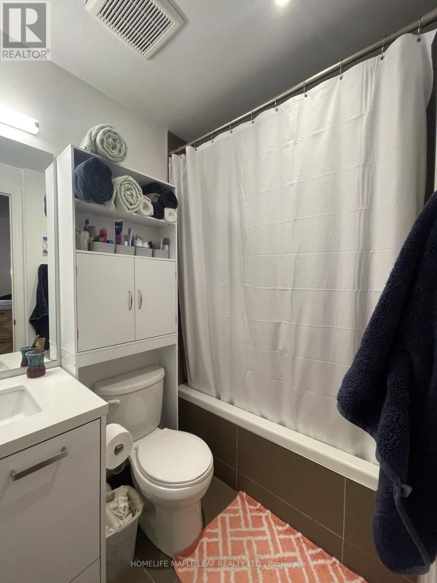 1019 - 608 RICHMOND STREET WEST Image 6