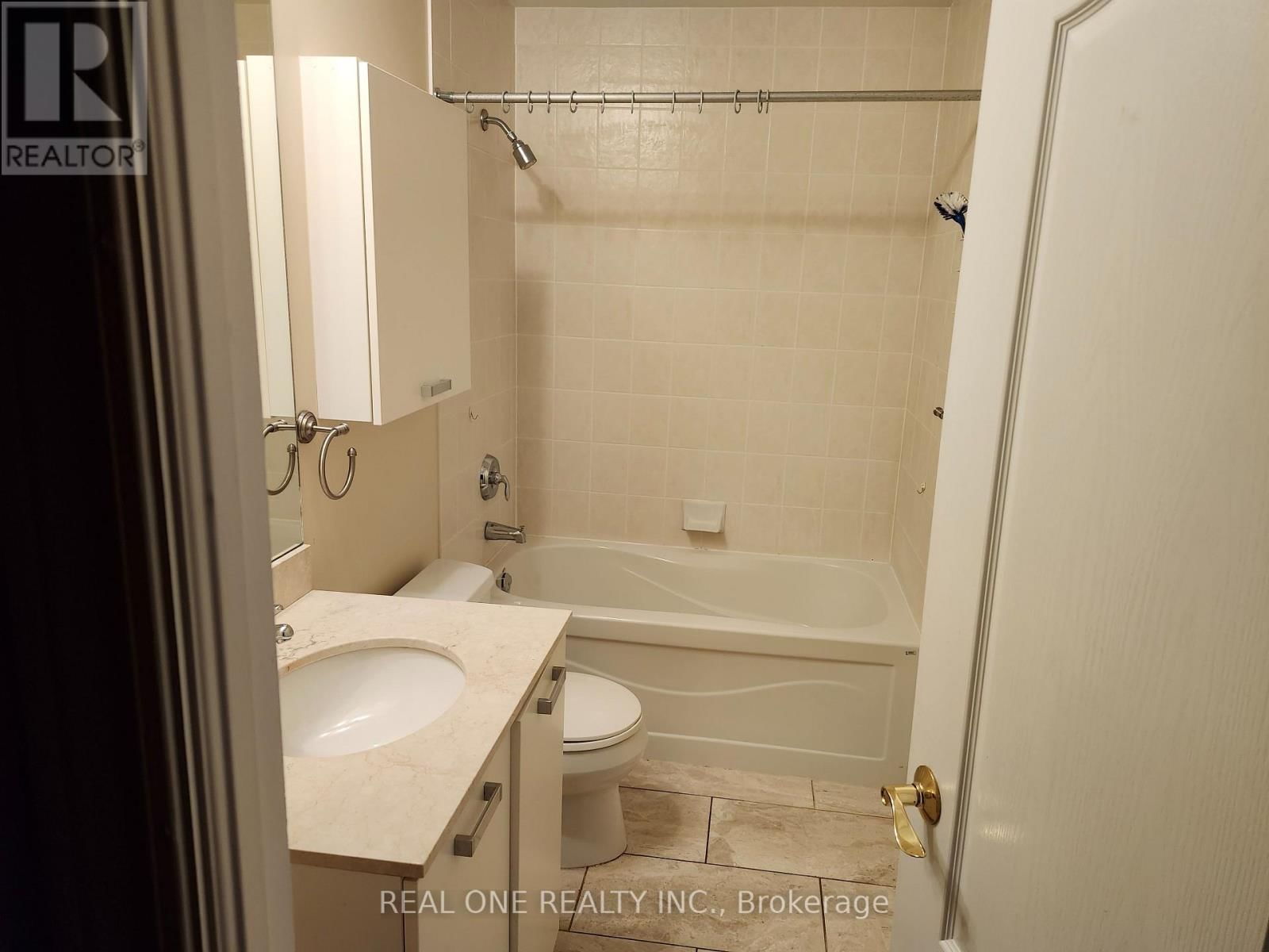 3606 - 38 GRENVILLE AVENUE Image 7