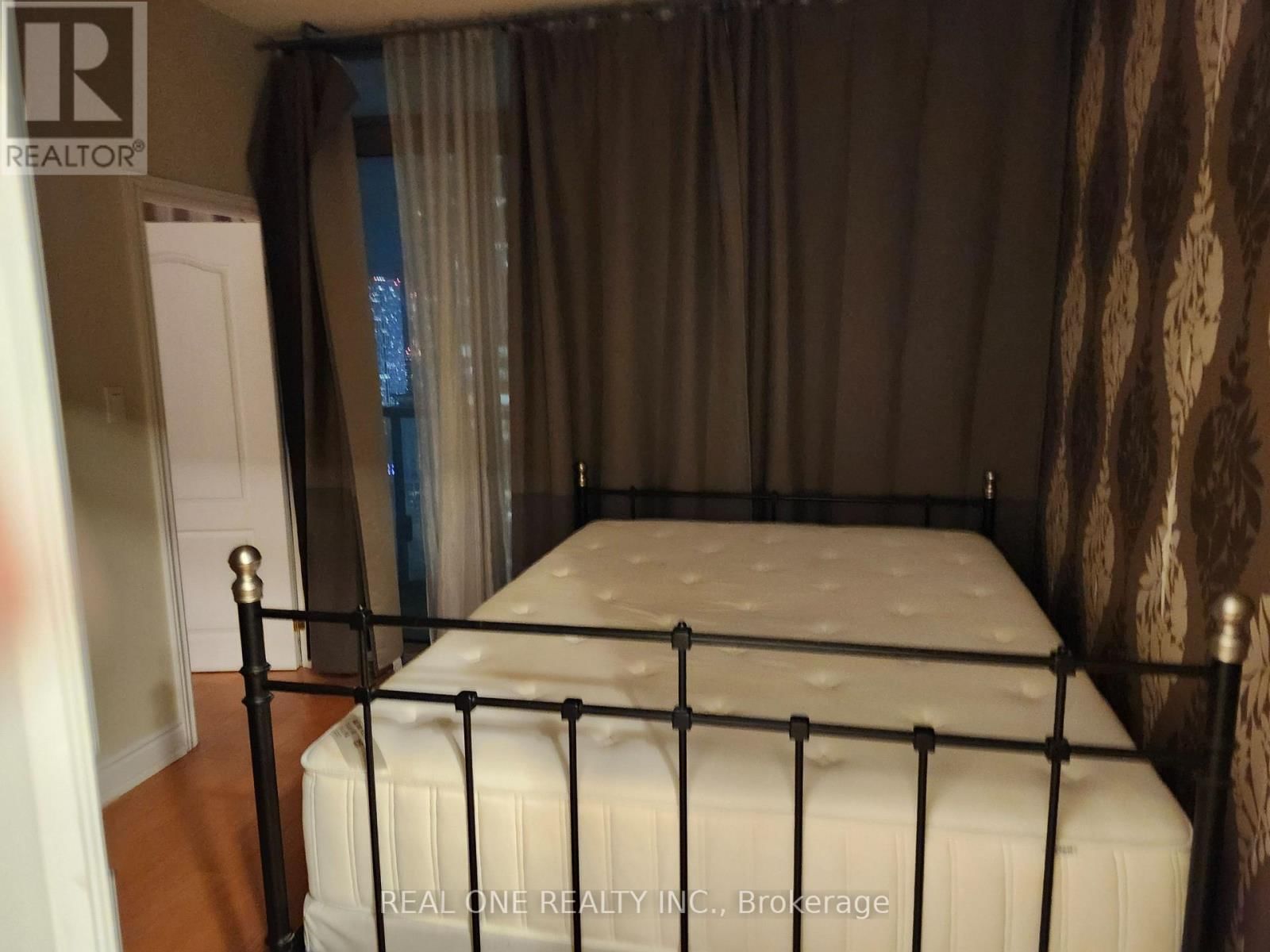 3606 - 38 GRENVILLE AVENUE Image 8