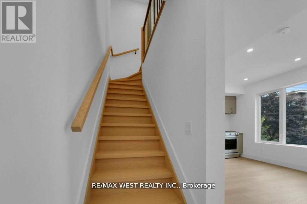 661 WINONA DRIVE Image 9