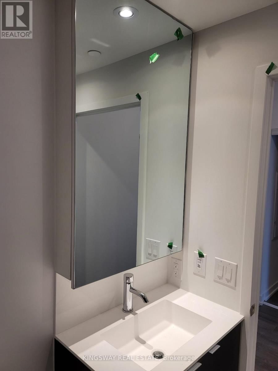 923 - 20 EDWARD STREET Image 16