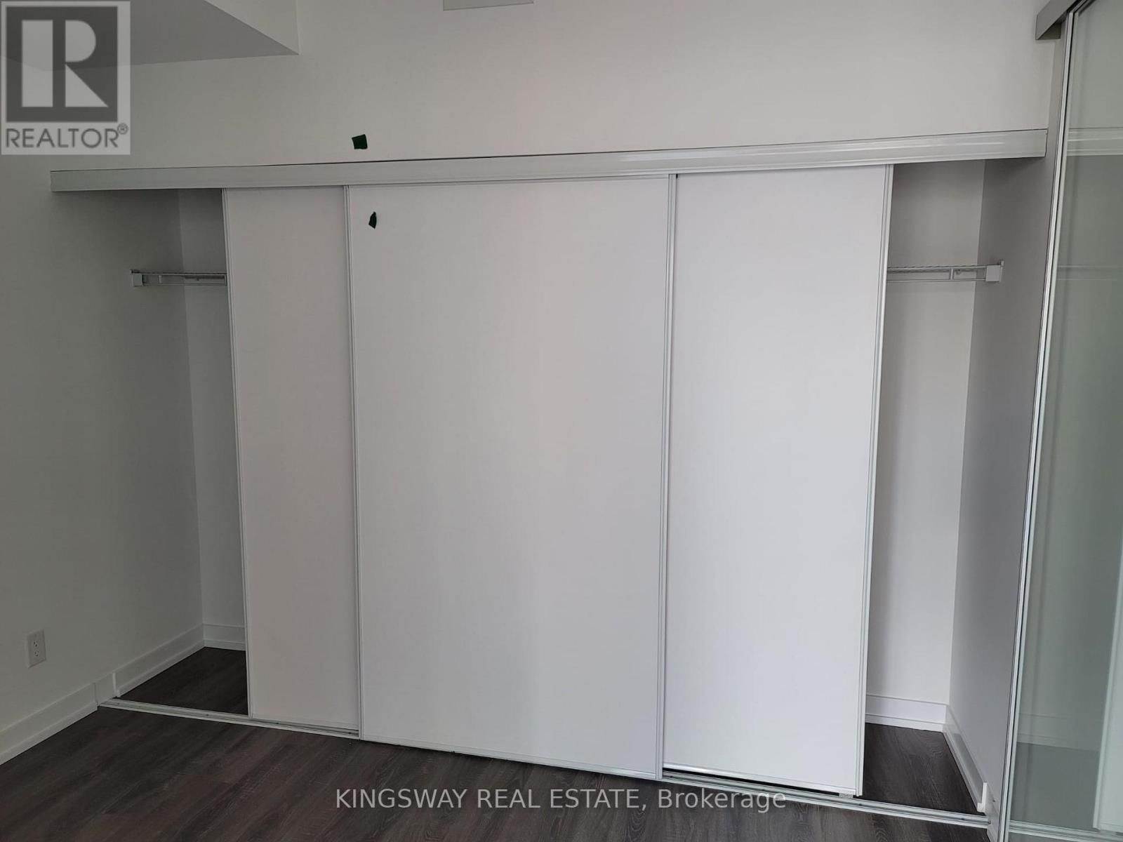 923 - 20 EDWARD STREET Image 6