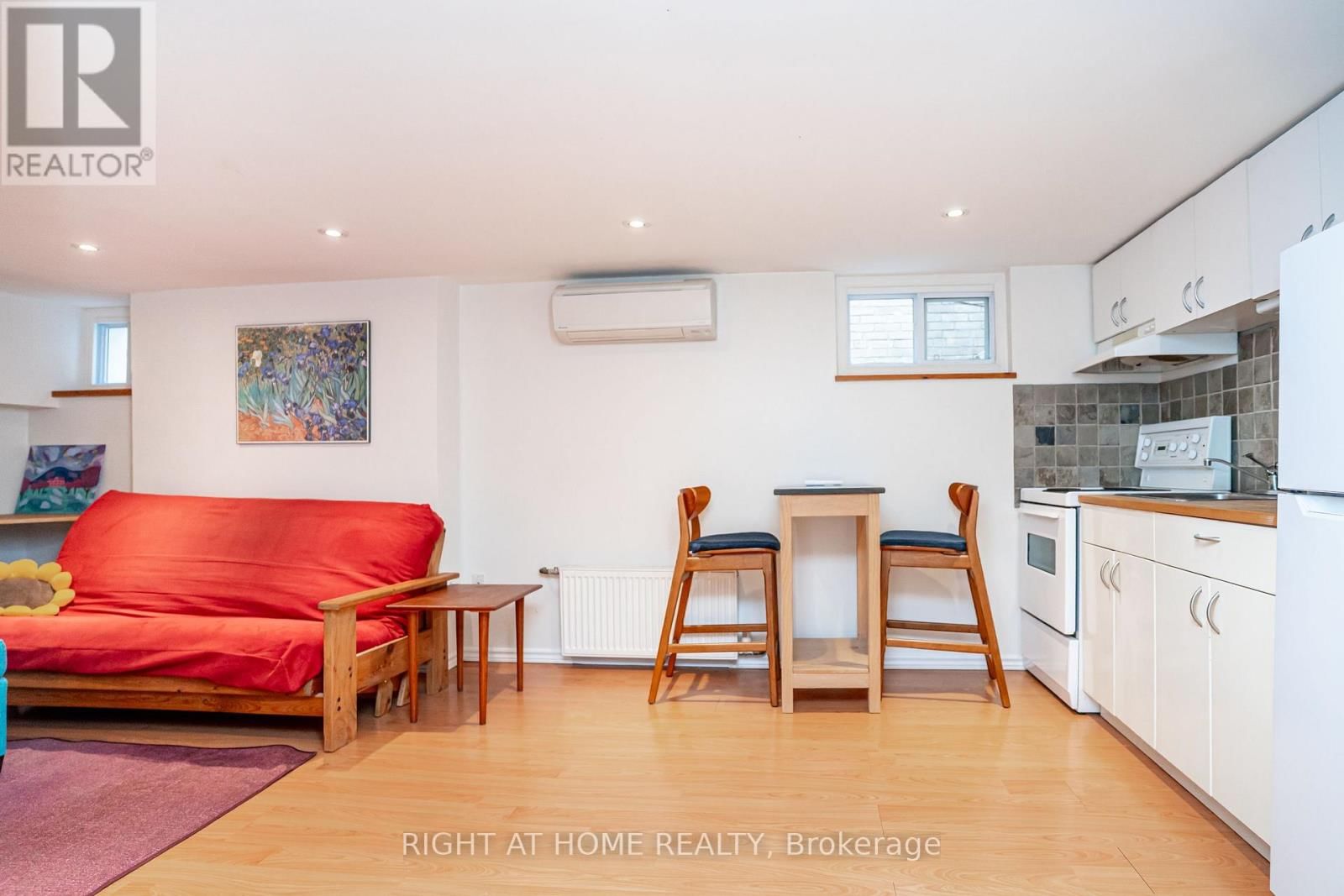 107 EVERDEN ROAD Image 29