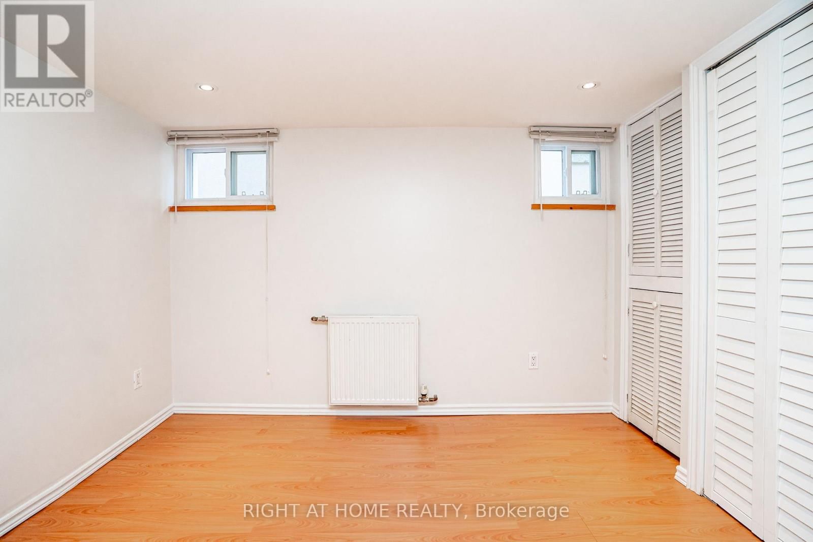 107 EVERDEN ROAD Image 33