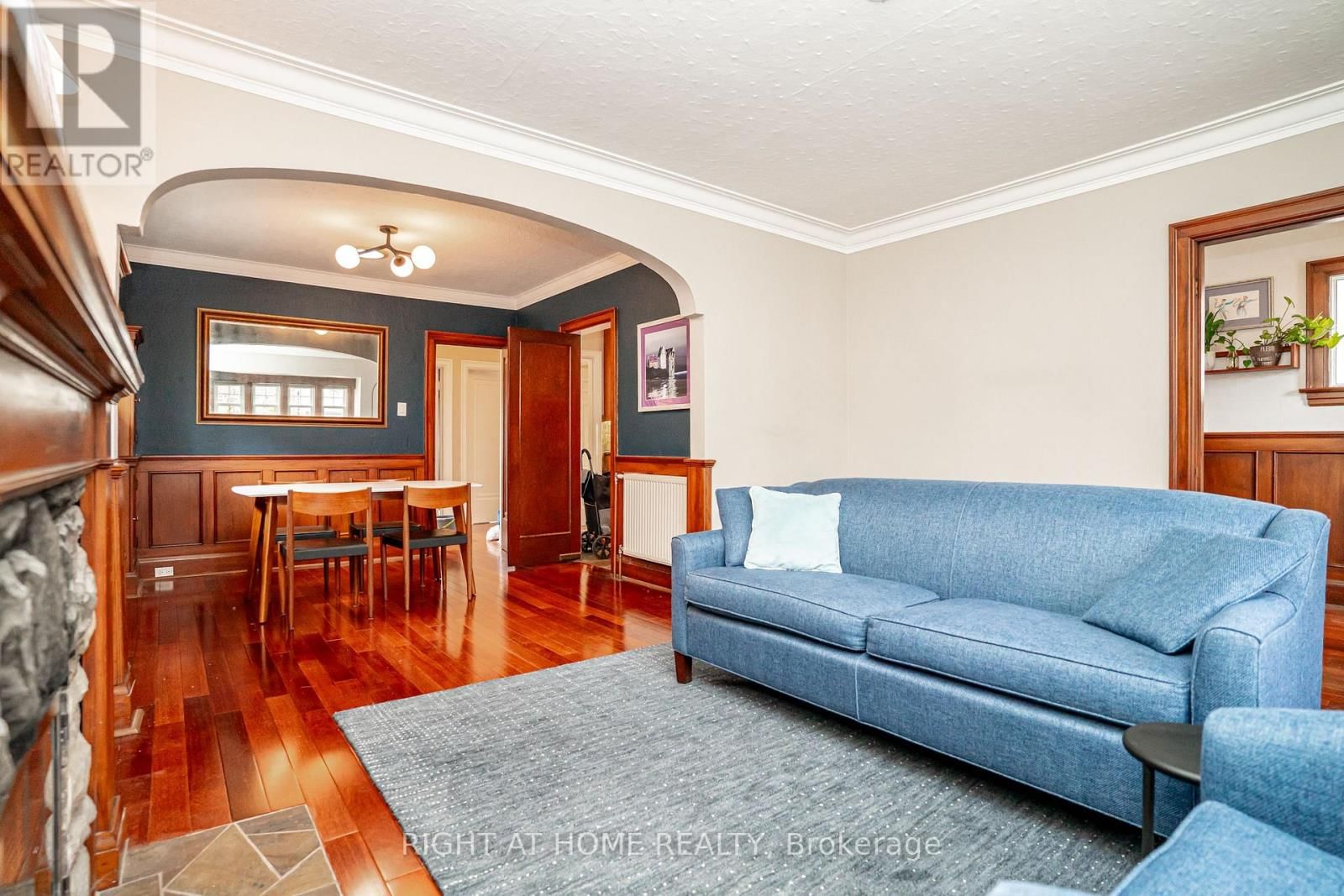 107 EVERDEN ROAD Image 8