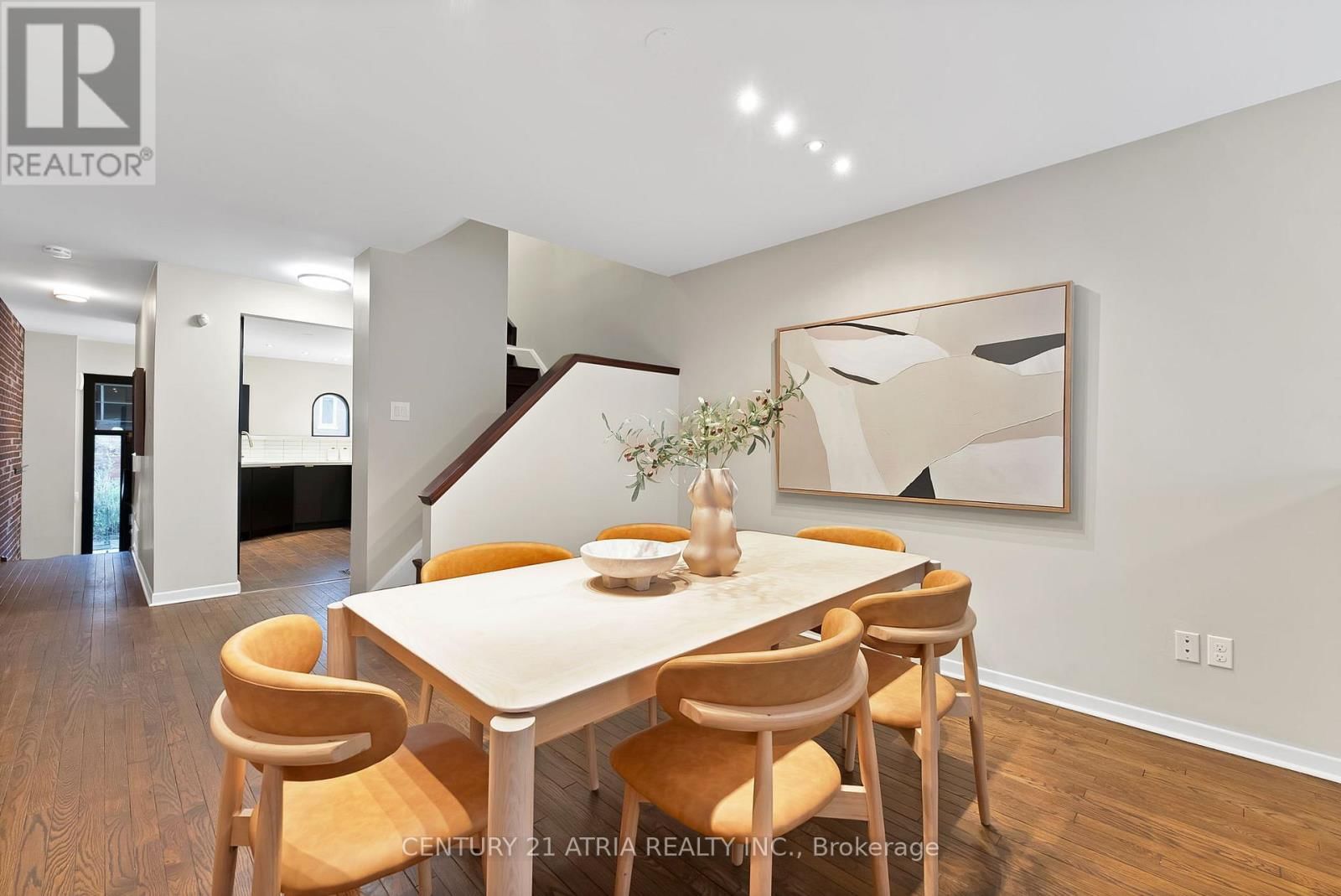 65 MCGILL STREET Image 11