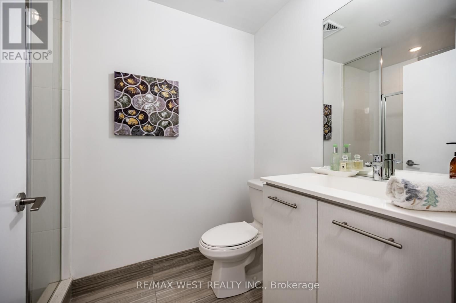 409 - 435 RICHMOND STREET WEST Image 10