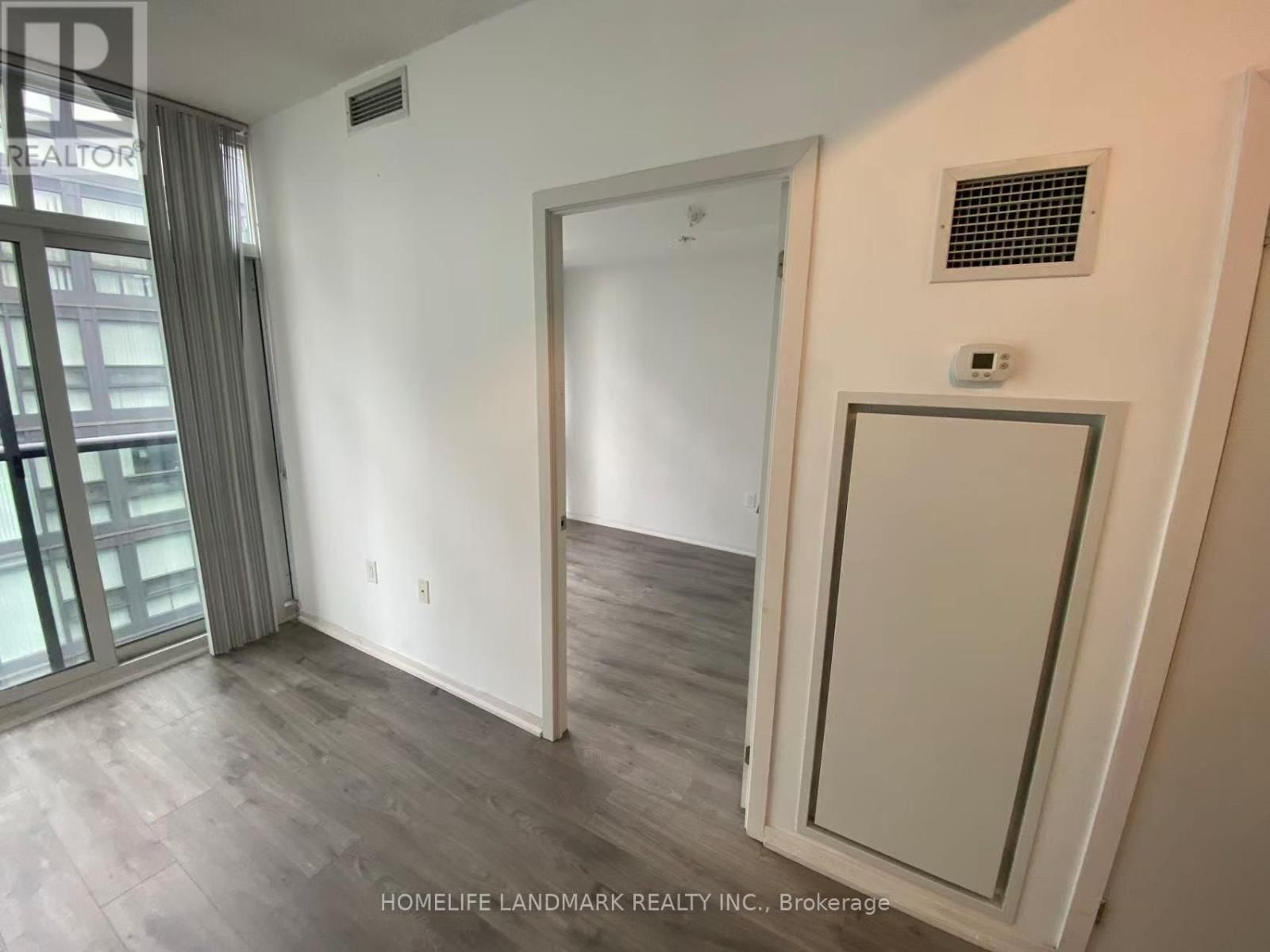 ph02 - 36 LISGAR STREET Image 10