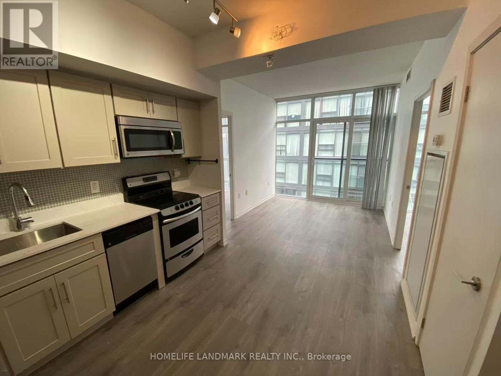 ph02 - 36 LISGAR STREET Image 4