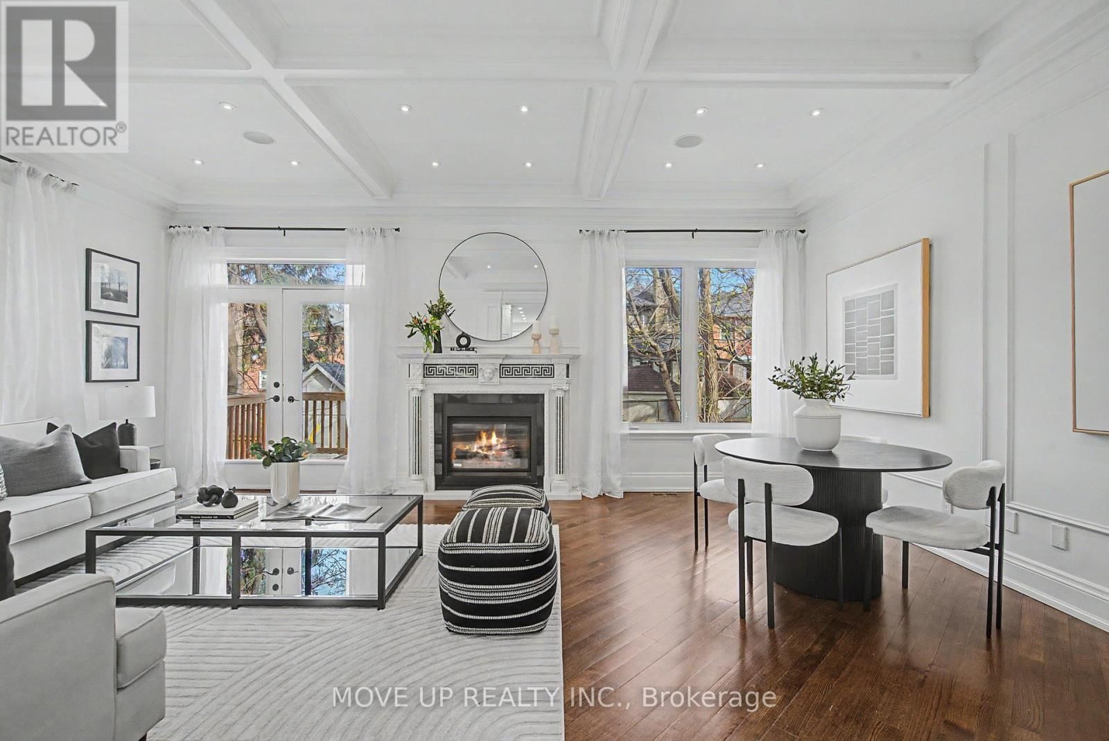 226 GLENGARRY AVENUE Image 12