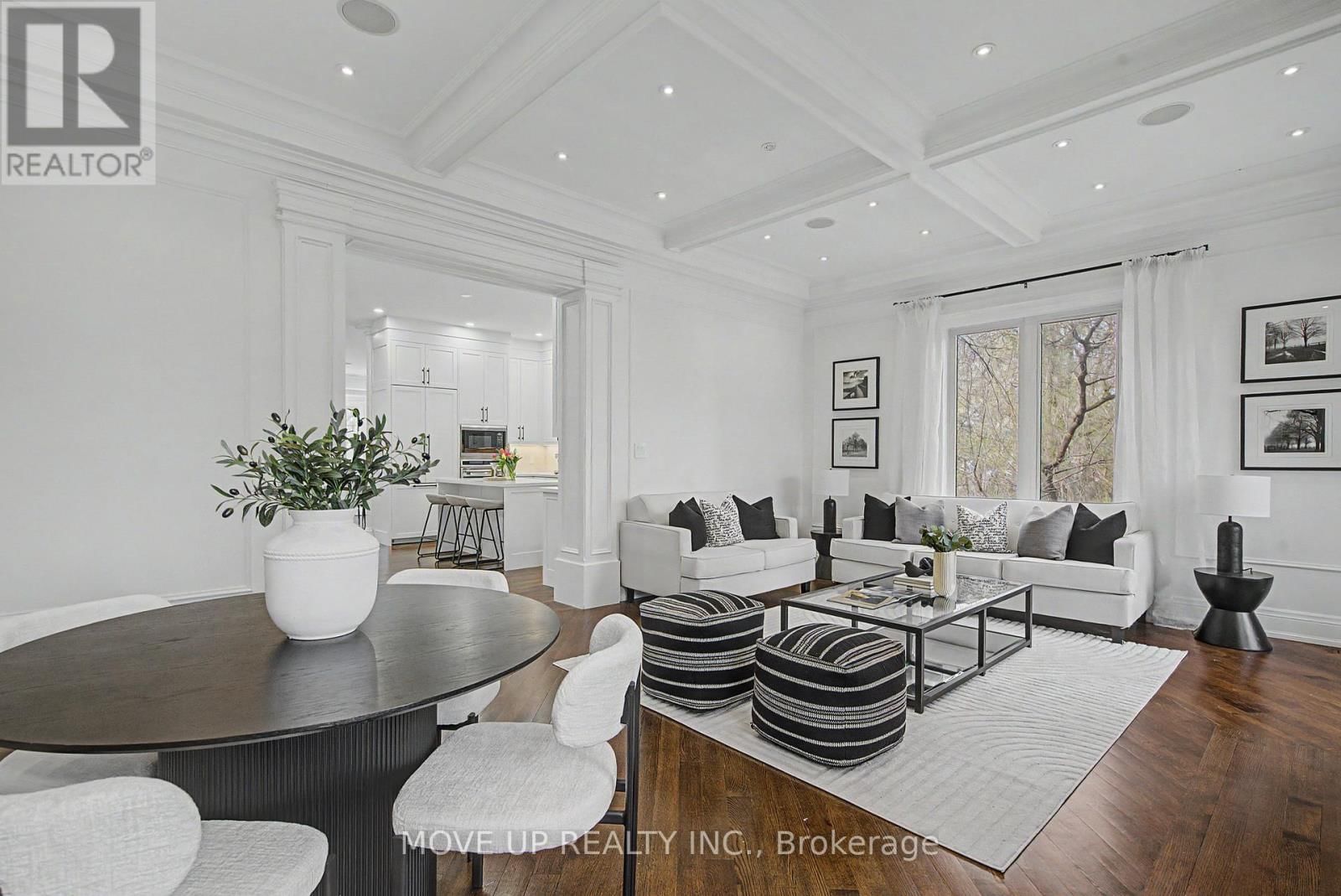 226 GLENGARRY AVENUE Image 15