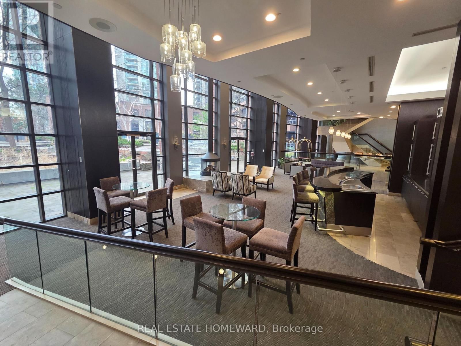 402 - 23 SHEPPARD AVENUE EAST Image 28