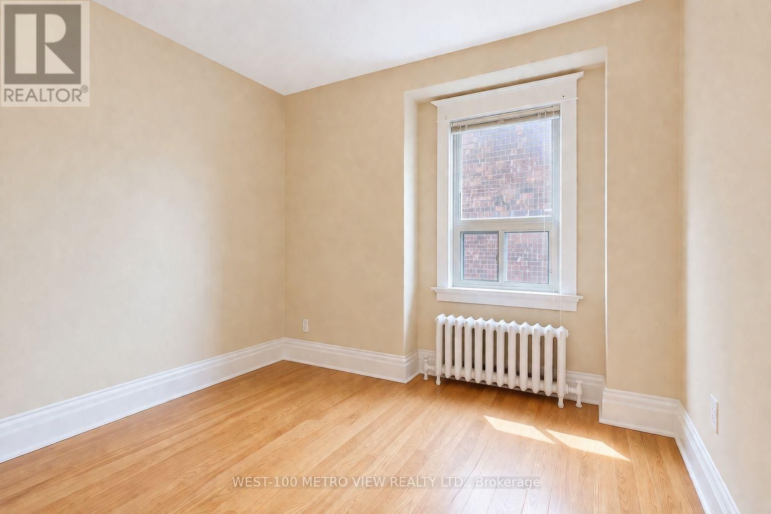 1733 DUFFERIN STREET Image 17