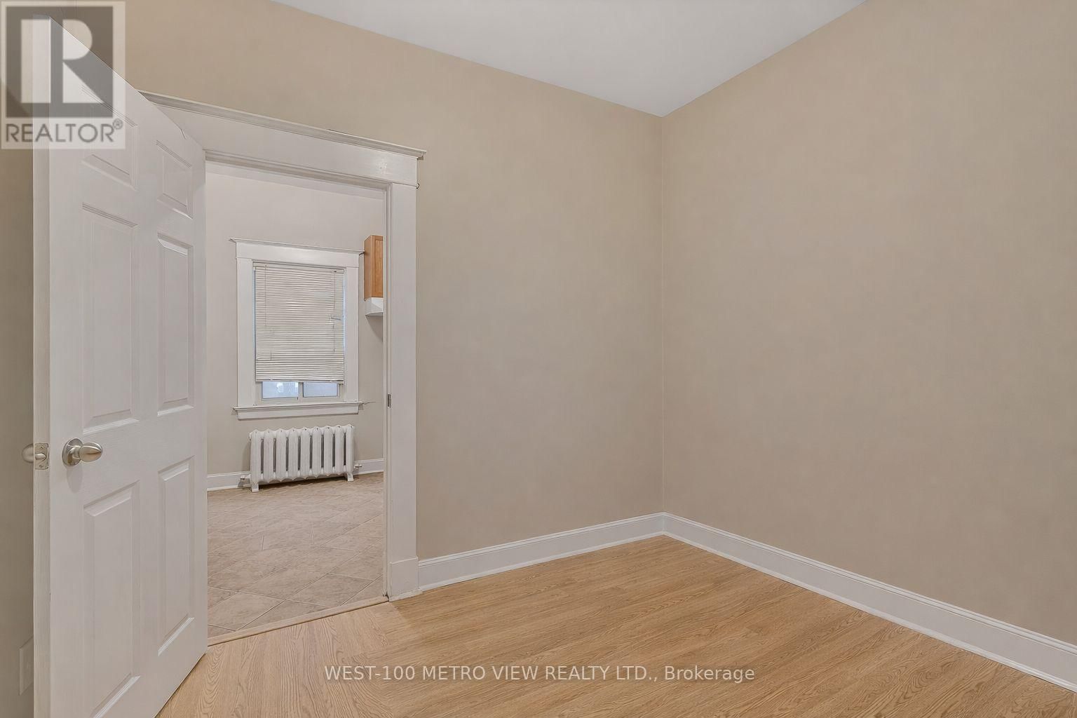 1733 DUFFERIN STREET Image 8