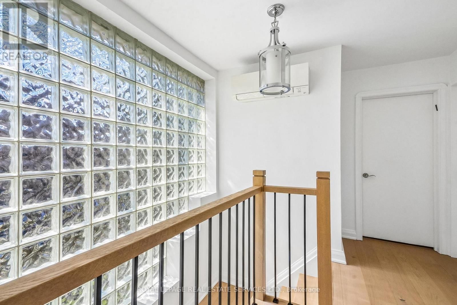 352 WINNETT AVENUE Image 12