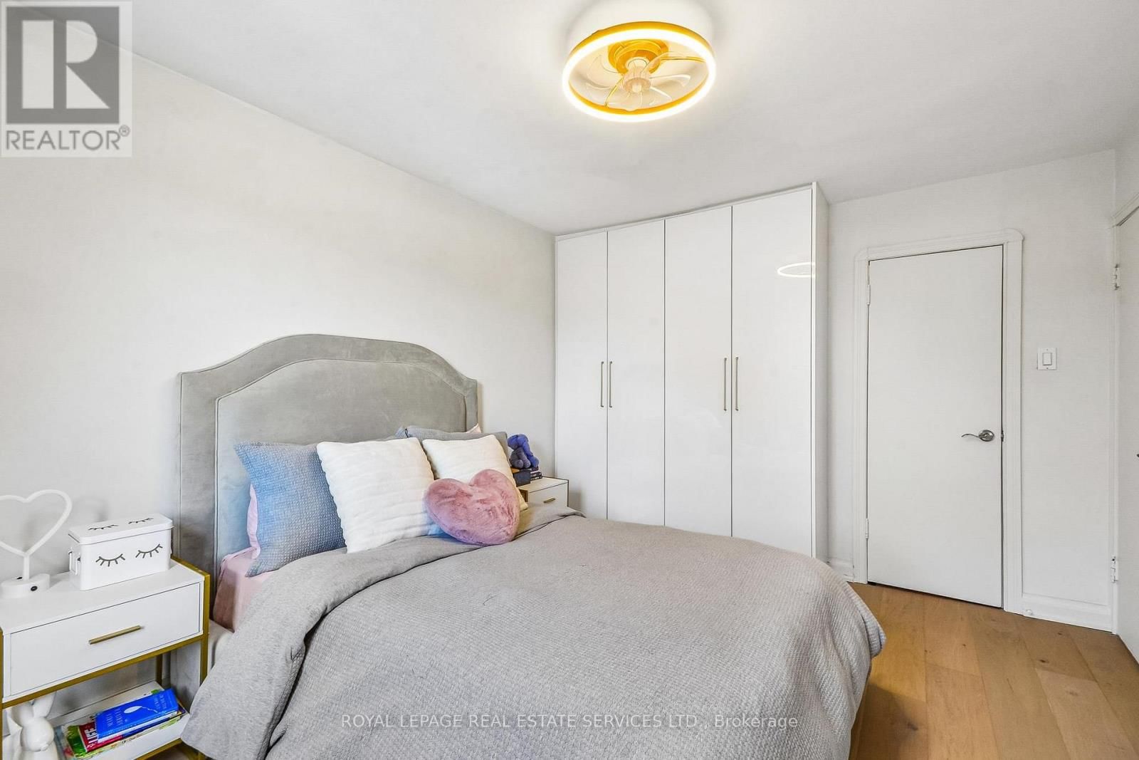 352 WINNETT AVENUE Image 17