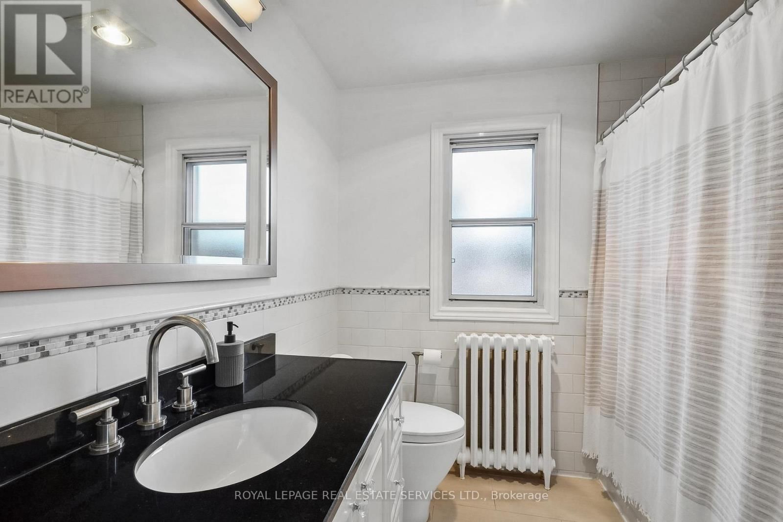 352 WINNETT AVENUE Image 20