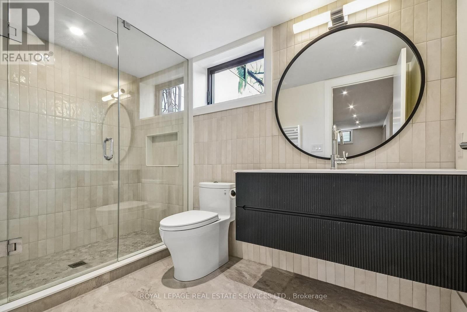 352 WINNETT AVENUE Image 27