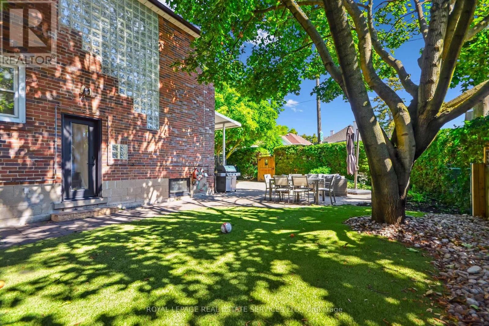 352 WINNETT AVENUE Image 30