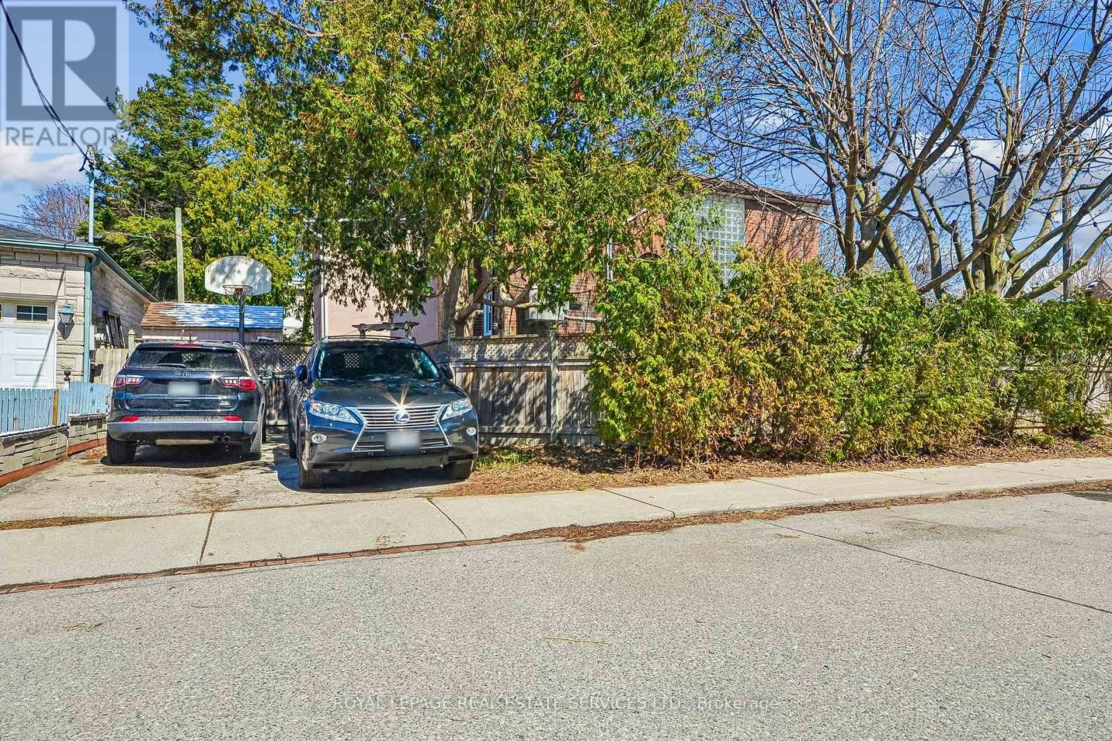 352 WINNETT AVENUE Image 36