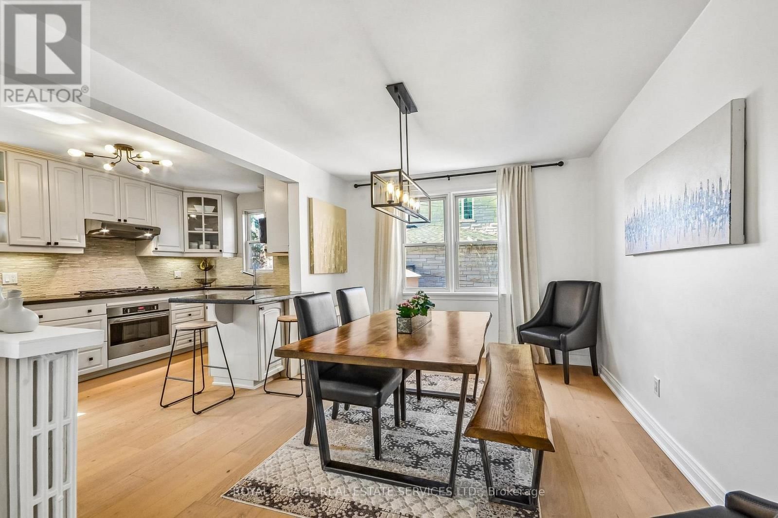 352 WINNETT AVENUE Image 7