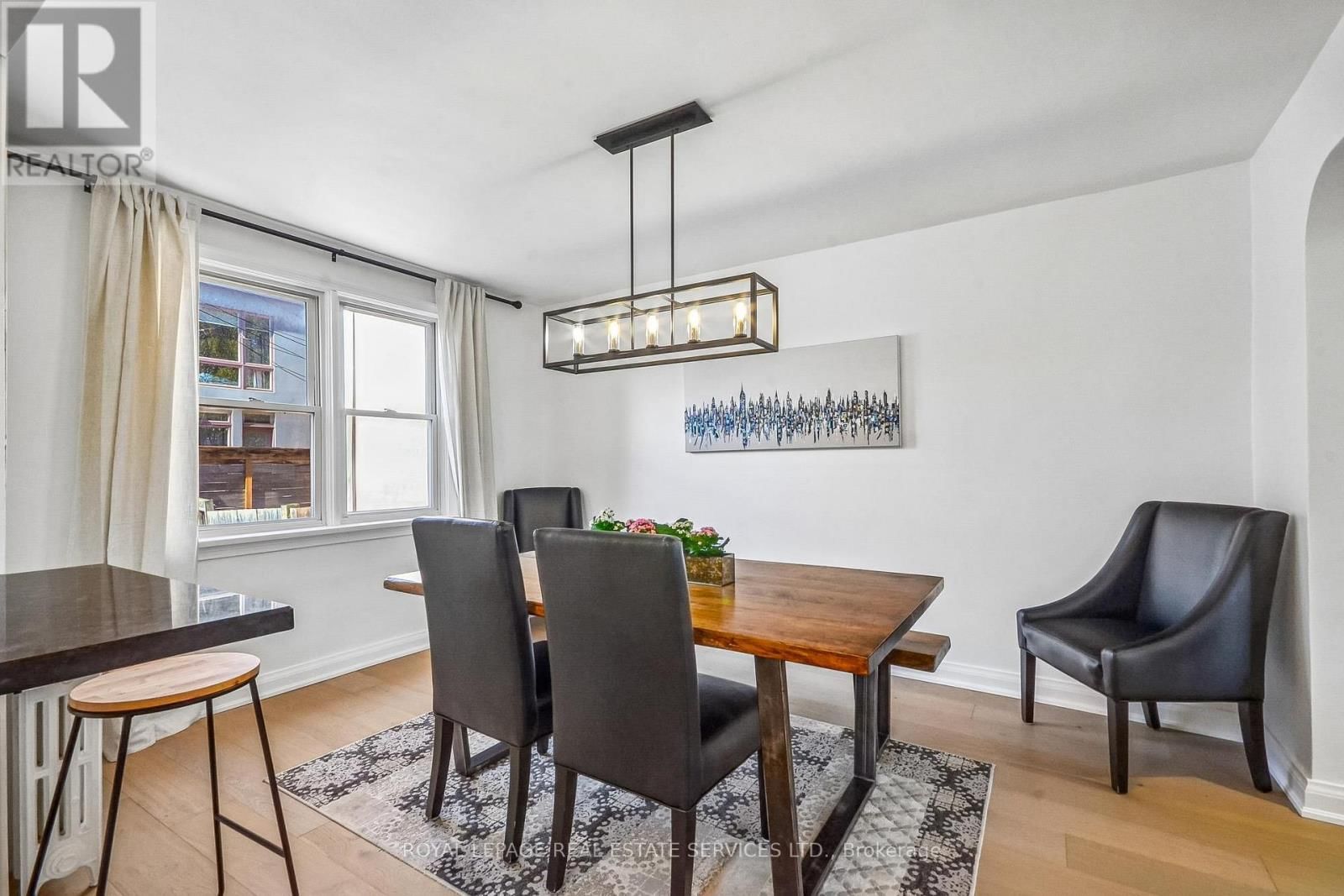 352 WINNETT AVENUE Image 8