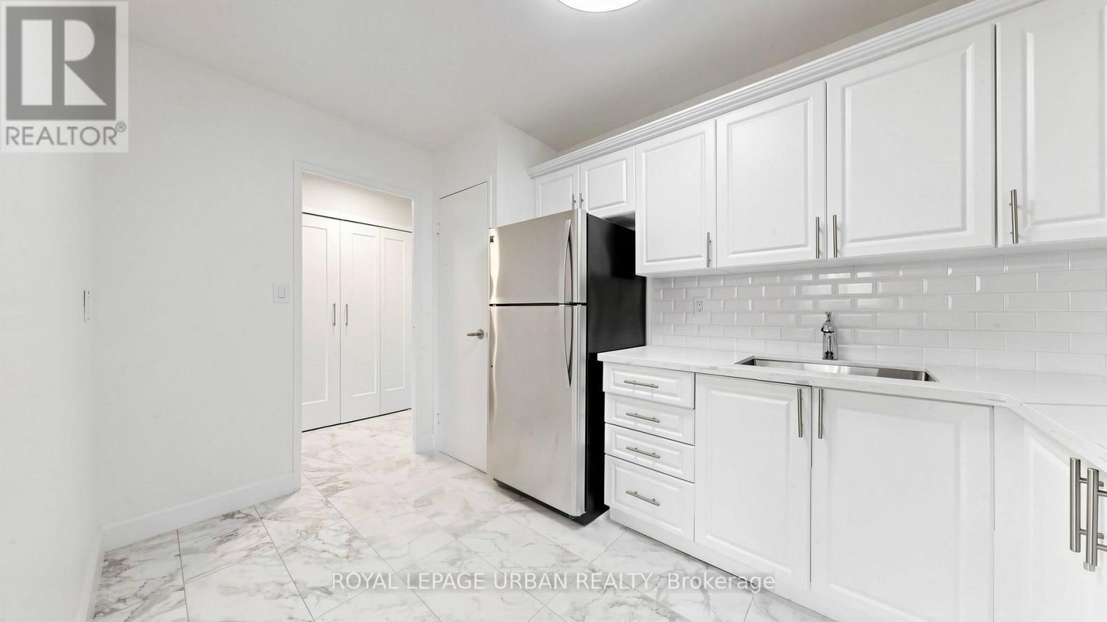 602 - 60 PAVANE LINKWAY Image 11