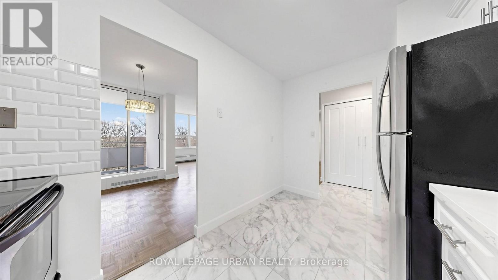 602 - 60 PAVANE LINKWAY Image 13