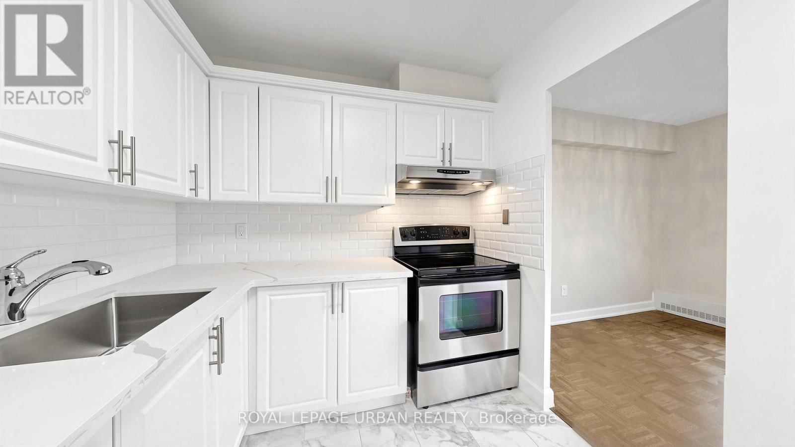 602 - 60 PAVANE LINKWAY Image 14