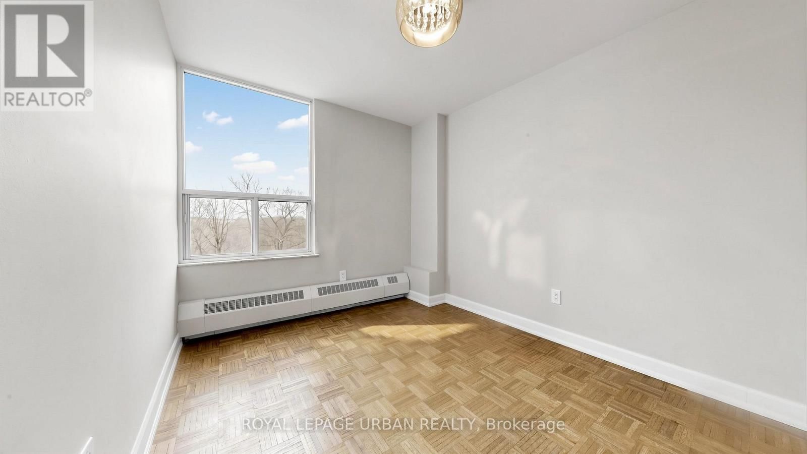 602 - 60 PAVANE LINKWAY Image 20