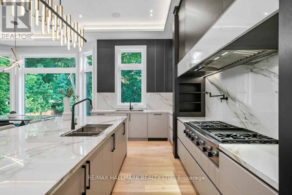 215 NORTHWOOD DRIVE Image 15