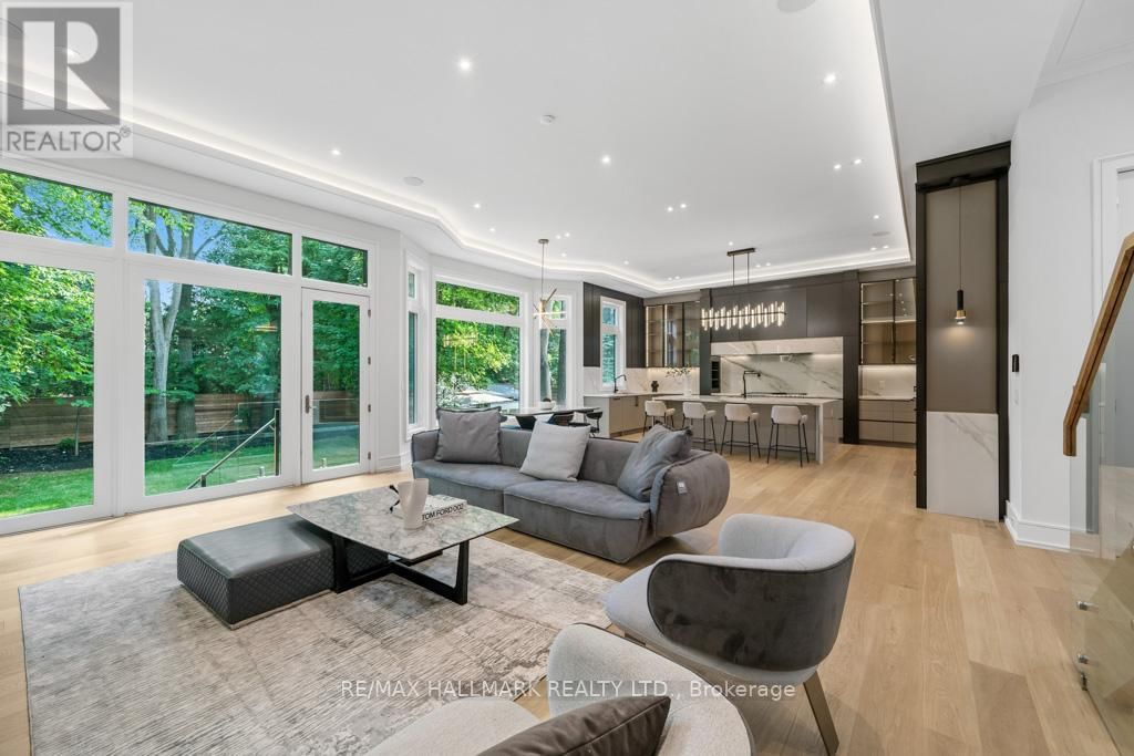 215 NORTHWOOD DRIVE Image 17