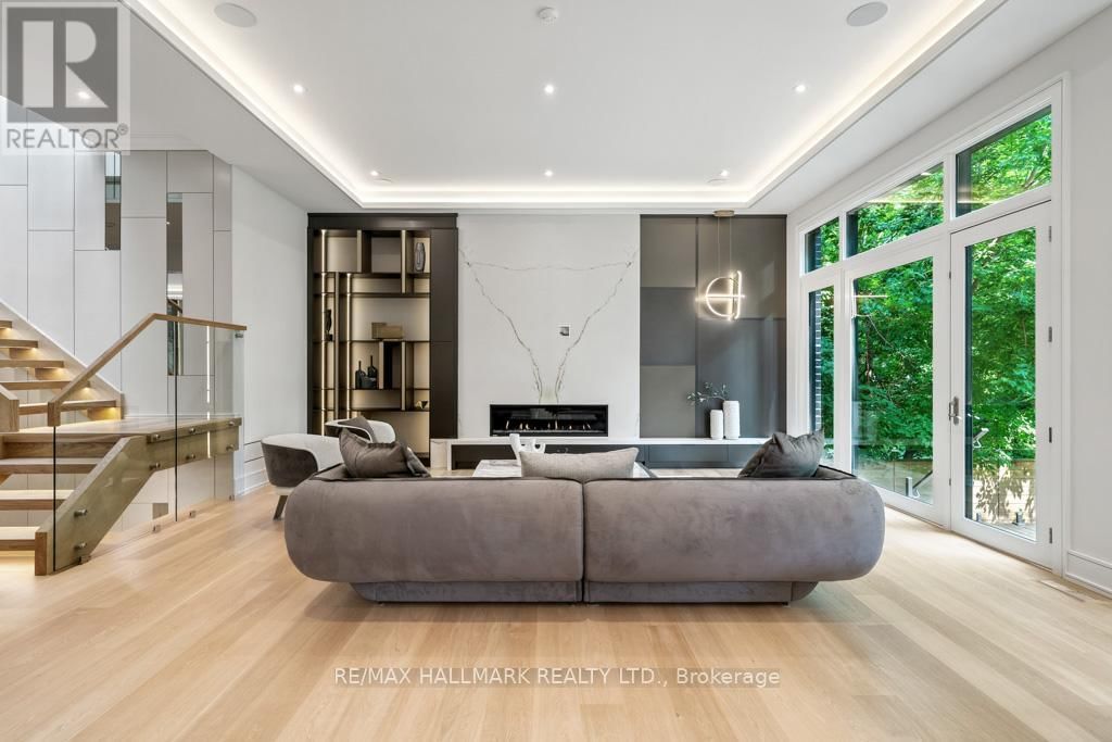 215 NORTHWOOD DRIVE Image 21