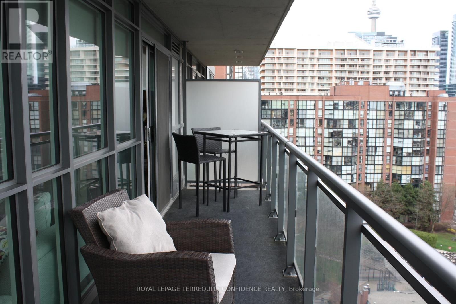 1205 - 78 TECUMSETH STREET Image 12