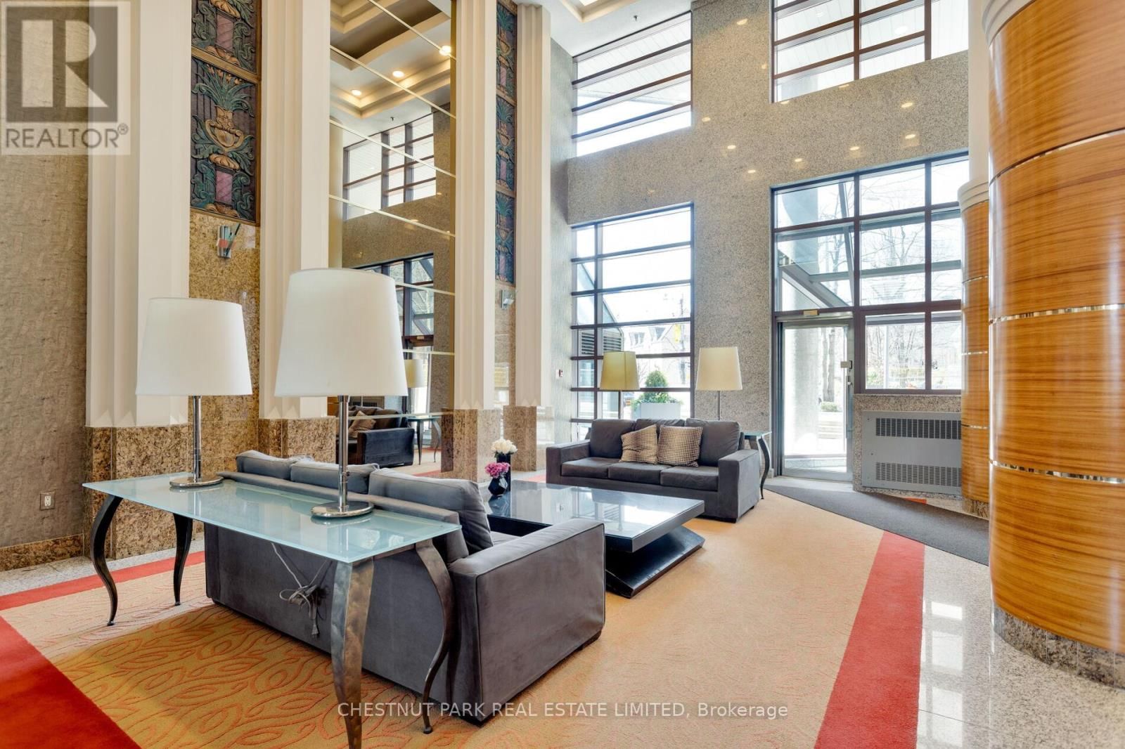 1408 - 1001 BAY STREET Image 3