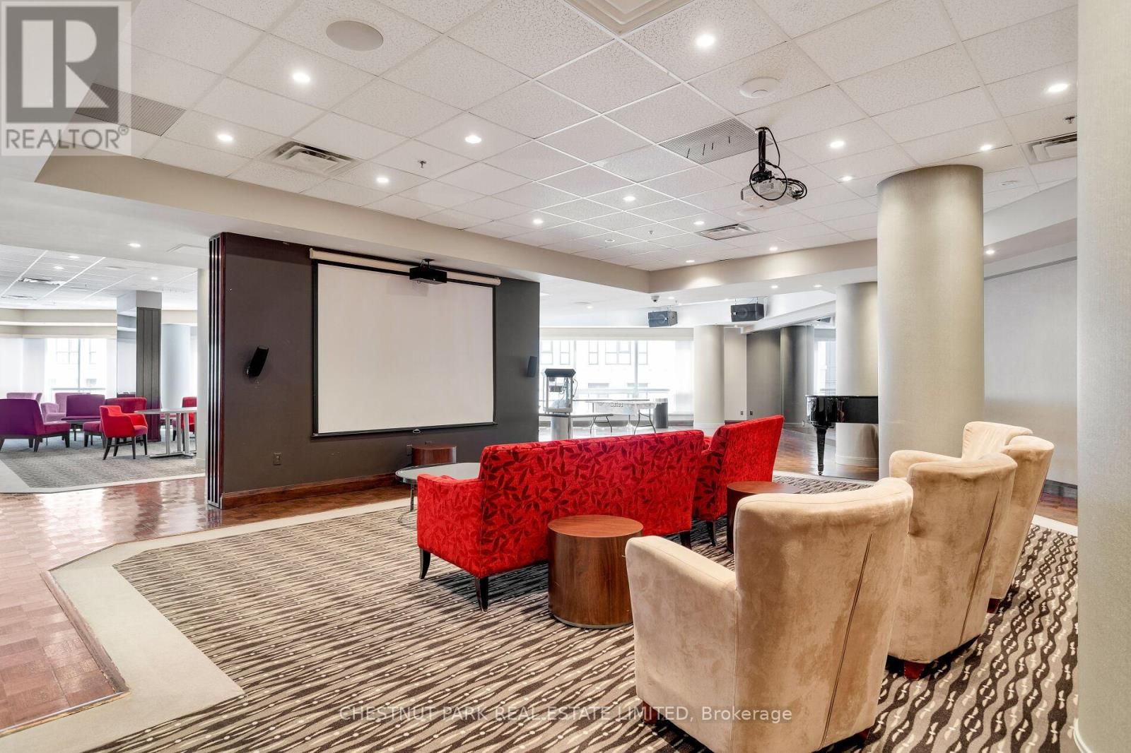 1408 - 1001 BAY STREET Image 32