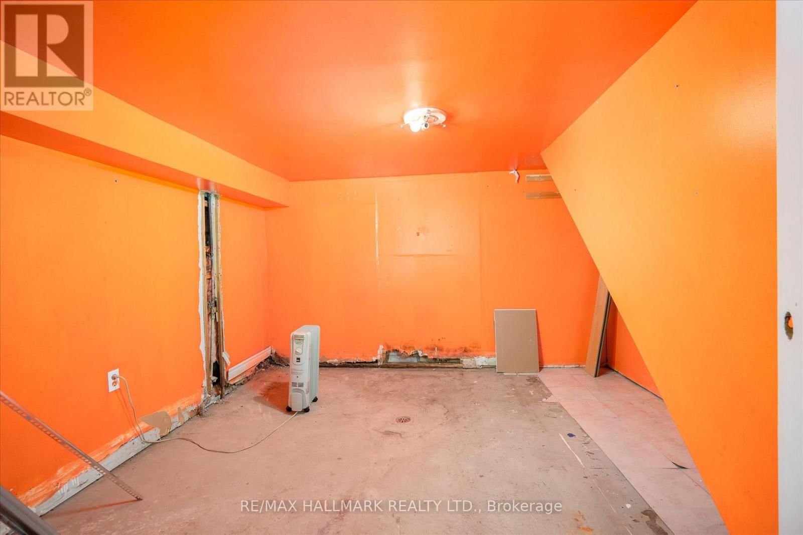 511 QUEEN STREET EAST Image 24