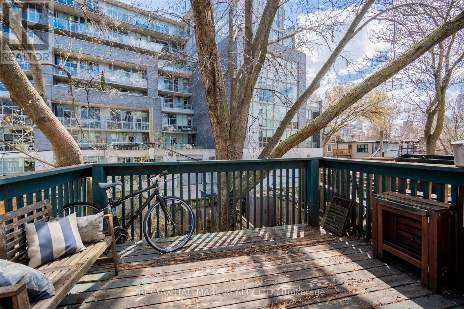 511 QUEEN STREET EAST Image 33