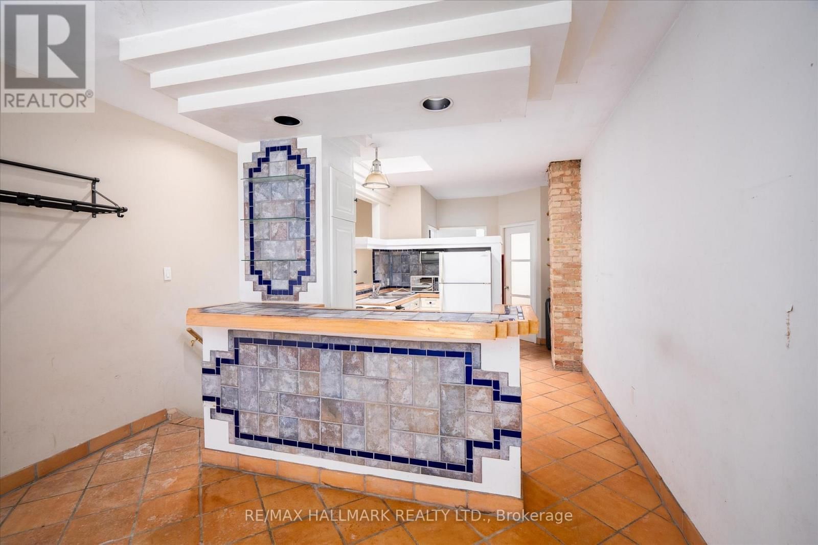 511 QUEEN STREET EAST Image 7