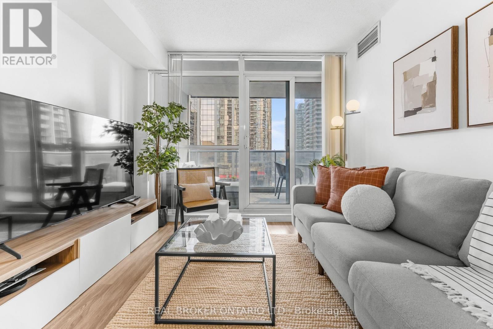 701 - 4978 YONGE STREET Image 1